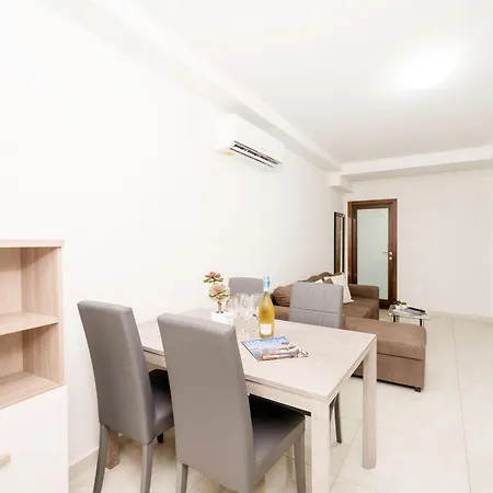 Vela Blu Apartments - Rose Court Gzira Exterior photo