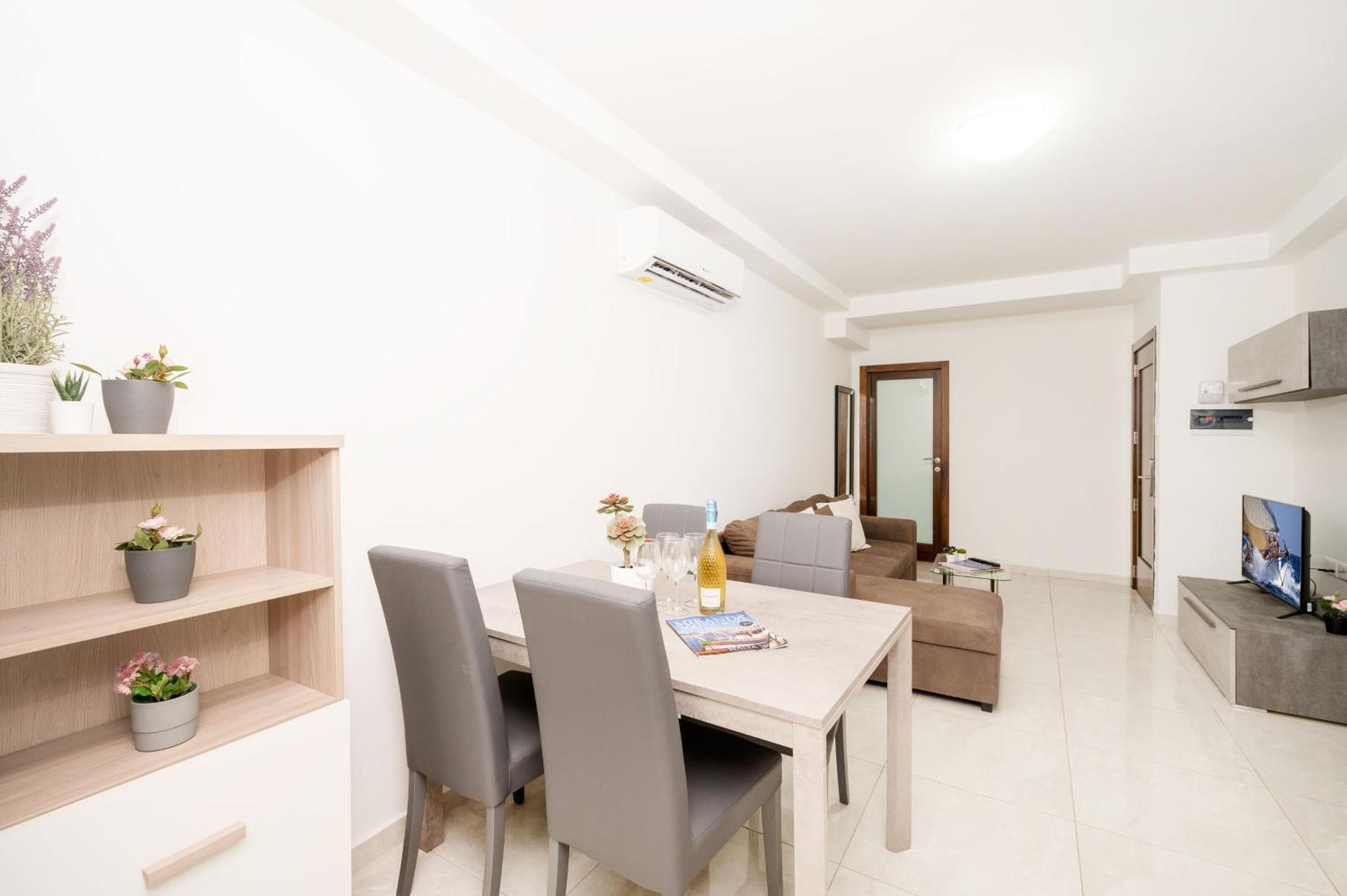 Vela Blu - Rose Court * Gzira